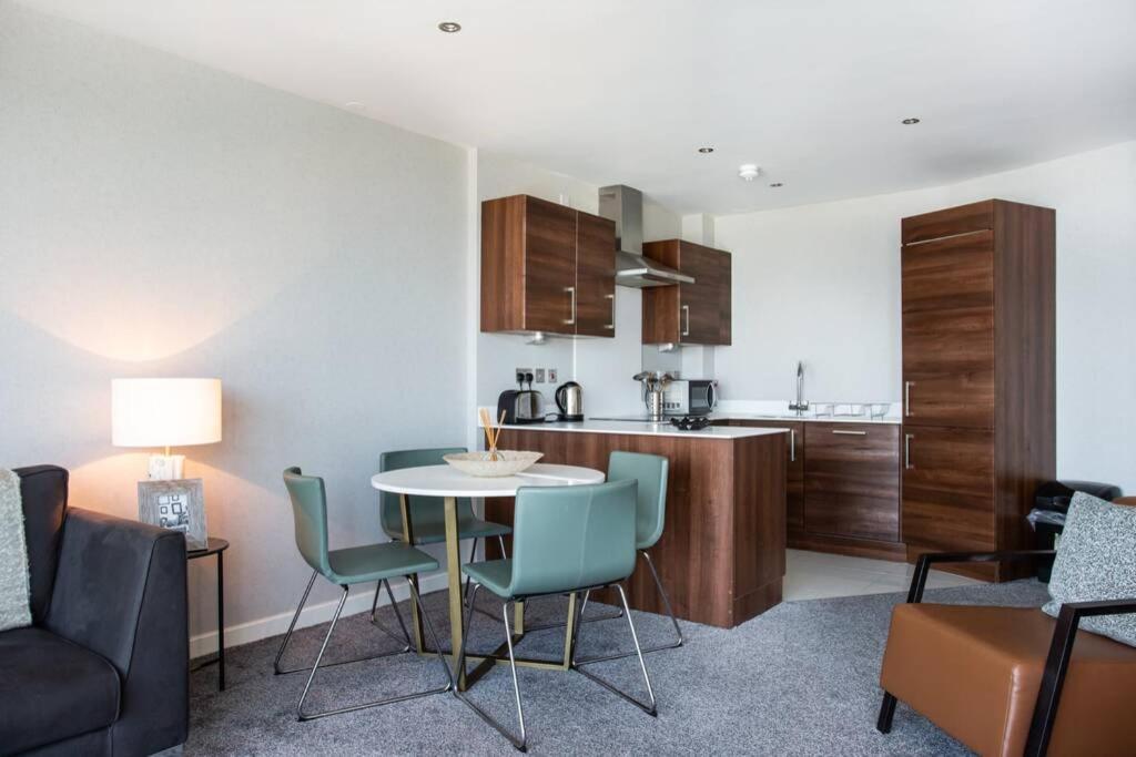 Titanic & City Views, Ultra Luxury City Parking Belfast Ngoại thất bức ảnh