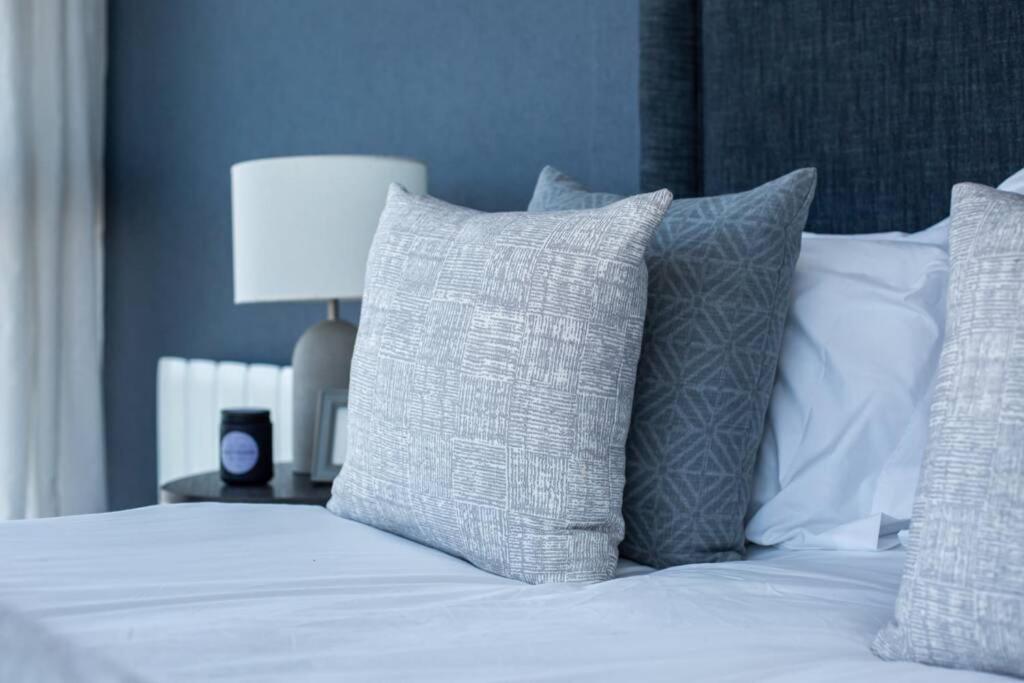 Titanic & City Views, Ultra Luxury City Parking Belfast Ngoại thất bức ảnh